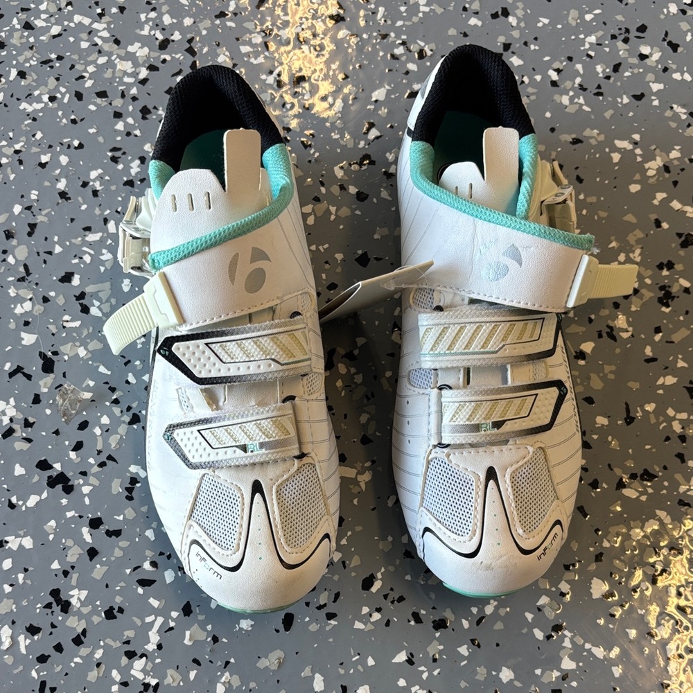 Women's Bontrager inform clip in road shoe